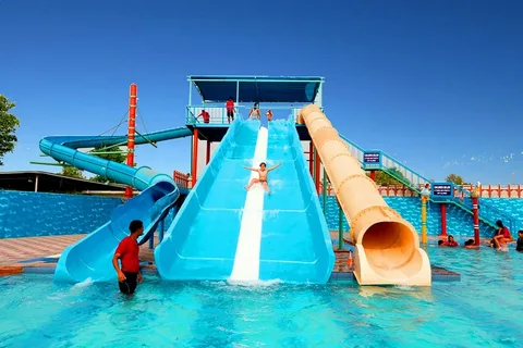 water park